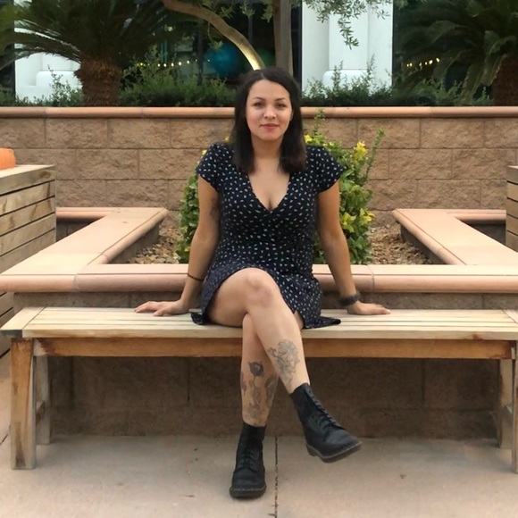 Meet your Posher, Gaby - Picture 1 of 1